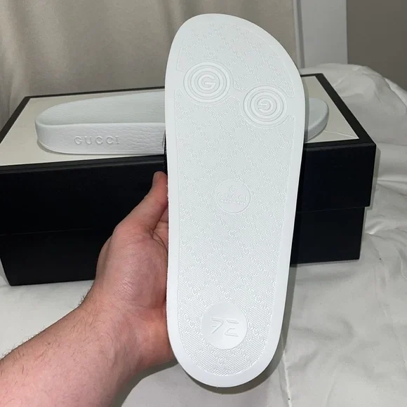 ‼️$400 NEW GUUCI MENS SLIDES‼️ - Picture 7 of 9